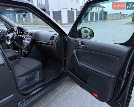 Черный Шкода Ети, объемом двигателя 1.8 л и пробегом 243 тыс. км за 7200 $, фото 31 на Automoto.ua