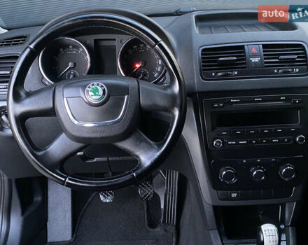 Чорний Шкода Єті, об'ємом двигуна 1.2 л та пробігом 191 тис. км за 6999 $, фото 13 на Automoto.ua