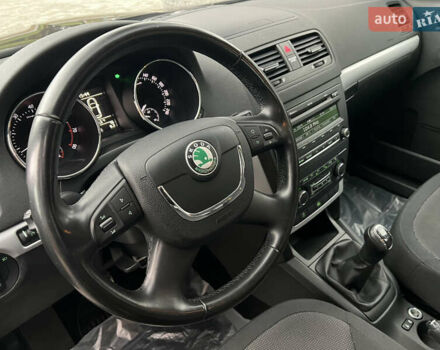 Черный Шкода Ети, объемом двигателя 1.8 л и пробегом 172 тыс. км за 9999 $, фото 52 на Automoto.ua