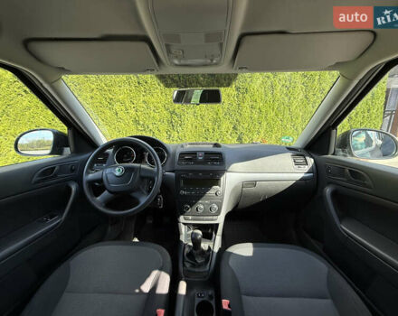 Черный Шкода Ети, объемом двигателя 1.2 л и пробегом 180 тыс. км за 7500 $, фото 4 на Automoto.ua