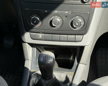 Черный Шкода Ети, объемом двигателя 1.2 л и пробегом 180 тыс. км за 7500 $, фото 40 на Automoto.ua