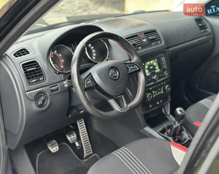 Чорний Шкода Єті, об'ємом двигуна 1.8 л та пробігом 210 тис. км за 12000 $, фото 3 на Automoto.ua