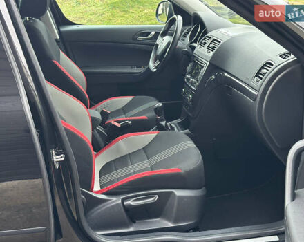 Чорний Шкода Єті, об'ємом двигуна 1.8 л та пробігом 210 тис. км за 12000 $, фото 5 на Automoto.ua