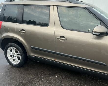 Коричневый Шкода Ети, объемом двигателя 2 л и пробегом 227 тыс. км за 8500 $, фото 3 на Automoto.ua