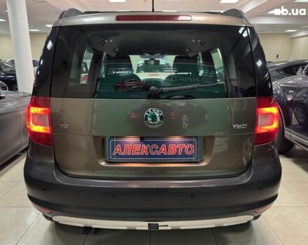 Коричневый Шкода Ети, объемом двигателя 0 л и пробегом 210 тыс. км за 7000 $, фото 6 на Automoto.ua