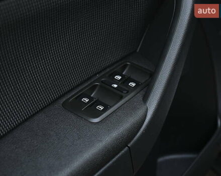 Коричневый Шкода Ети, объемом двигателя 1.8 л и пробегом 177 тыс. км за 8200 $, фото 19 на Automoto.ua