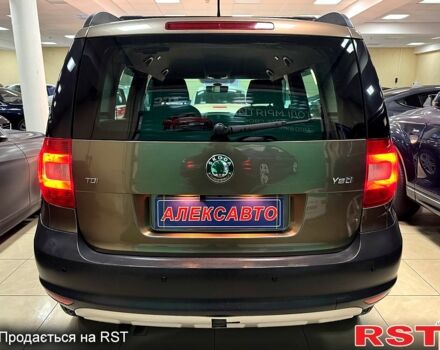 Коричневый Шкода Ети, объемом двигателя 2 л и пробегом 210 тыс. км за 7000 $, фото 2 на Automoto.ua