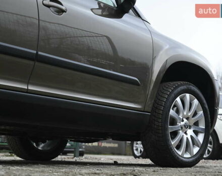 Коричневый Шкода Ети, объемом двигателя 1.8 л и пробегом 177 тыс. км за 8200 $, фото 16 на Automoto.ua