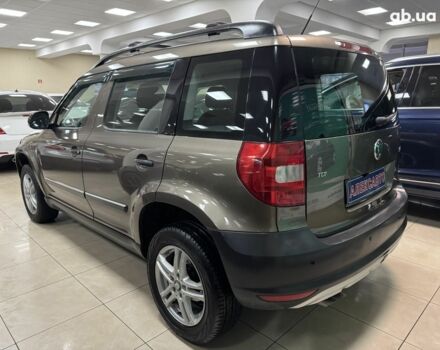 Коричневый Шкода Ети, объемом двигателя 0 л и пробегом 210 тыс. км за 7000 $, фото 9 на Automoto.ua