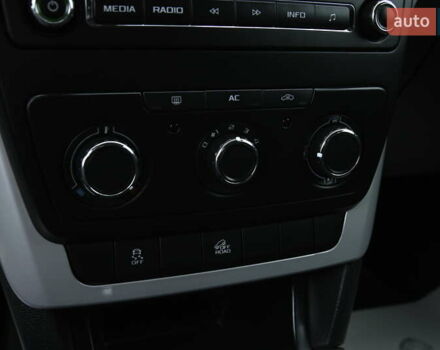 Коричневый Шкода Ети, объемом двигателя 1.8 л и пробегом 177 тыс. км за 8200 $, фото 27 на Automoto.ua