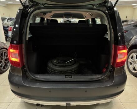 Коричневый Шкода Ети, объемом двигателя 2 л и пробегом 210 тыс. км за 7000 $, фото 4 на Automoto.ua