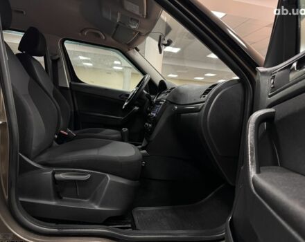 Коричневый Шкода Ети, объемом двигателя 0 л и пробегом 210 тыс. км за 7000 $, фото 7 на Automoto.ua