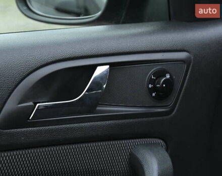 Коричневый Шкода Ети, объемом двигателя 1.8 л и пробегом 177 тыс. км за 8200 $, фото 20 на Automoto.ua