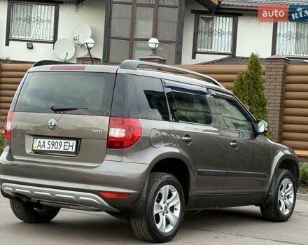 Коричневий Шкода Єті, об'ємом двигуна 1.2 л та пробігом 127 тис. км за 6900 $, фото 34 на Automoto.ua