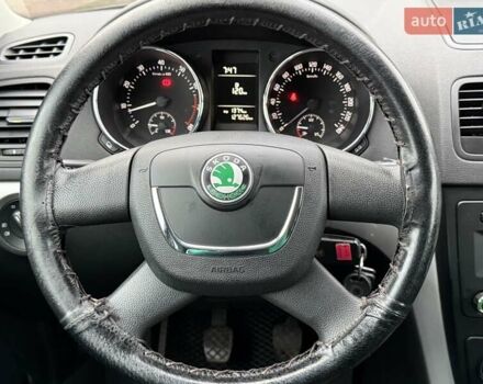 Коричневий Шкода Єті, об'ємом двигуна 1.2 л та пробігом 127 тис. км за 6900 $, фото 59 на Automoto.ua