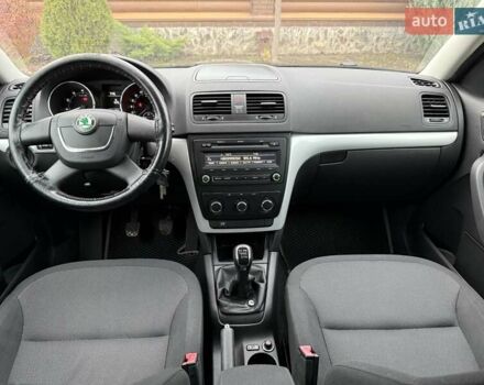 Коричневий Шкода Єті, об'ємом двигуна 1.2 л та пробігом 127 тис. км за 6900 $, фото 56 на Automoto.ua