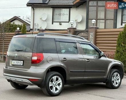 Коричневий Шкода Єті, об'ємом двигуна 1.2 л та пробігом 127 тис. км за 6900 $, фото 38 на Automoto.ua