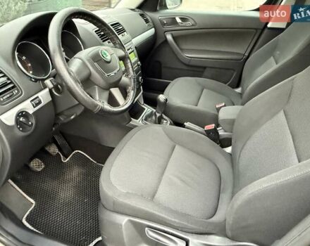 Коричневий Шкода Єті, об'ємом двигуна 1.2 л та пробігом 127 тис. км за 6900 $, фото 41 на Automoto.ua