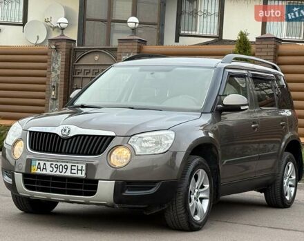 Коричневий Шкода Єті, об'ємом двигуна 1.2 л та пробігом 127 тис. км за 6900 $, фото 4 на Automoto.ua