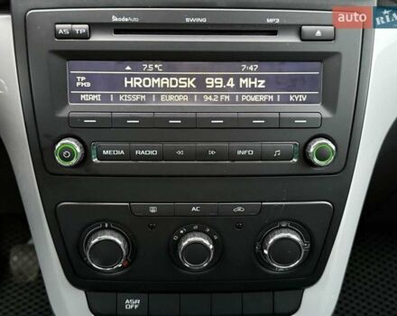 Коричневий Шкода Єті, об'ємом двигуна 1.2 л та пробігом 127 тис. км за 6900 $, фото 61 на Automoto.ua