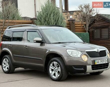 Коричневий Шкода Єті, об'ємом двигуна 1.2 л та пробігом 127 тис. км за 6900 $, фото 16 на Automoto.ua
