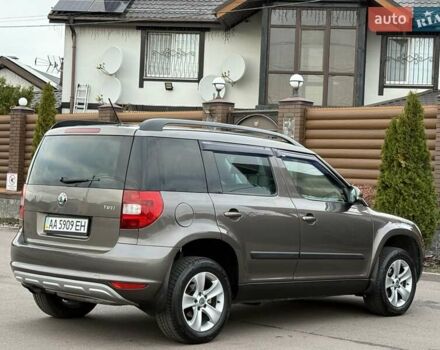 Коричневий Шкода Єті, об'ємом двигуна 1.2 л та пробігом 127 тис. км за 6900 $, фото 37 на Automoto.ua
