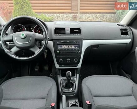 Коричневий Шкода Єті, об'ємом двигуна 1.2 л та пробігом 127 тис. км за 6900 $, фото 57 на Automoto.ua