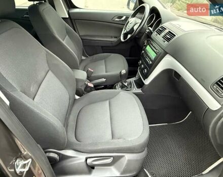 Коричневий Шкода Єті, об'ємом двигуна 1.2 л та пробігом 127 тис. км за 6900 $, фото 49 на Automoto.ua