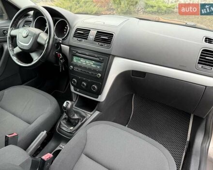 Коричневий Шкода Єті, об'ємом двигуна 1.2 л та пробігом 127 тис. км за 6900 $, фото 55 на Automoto.ua