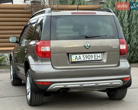Коричневий Шкода Єті, об'ємом двигуна 1.2 л та пробігом 127 тис. км за 6900 $, фото 24 на Automoto.ua