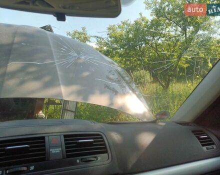 Коричневий Шкода Єті, об'ємом двигуна 2 л та пробігом 56 тис. км за 14500 $, фото 4 на Automoto.ua
