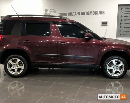 Червоний Шкода Єті, об'ємом двигуна 1.2 л та пробігом 205 тис. км за 8500 $, фото 7 на Automoto.ua