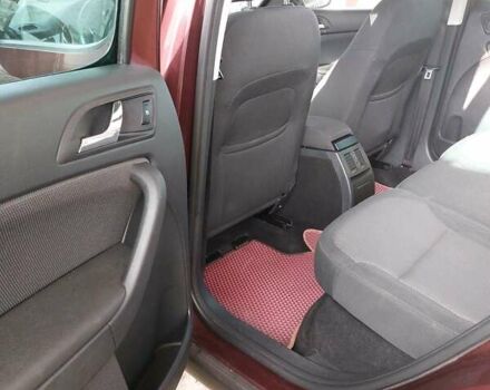 Красный Шкода Ети, объемом двигателя 1.97 л и пробегом 285 тыс. км за 11200 $, фото 12 на Automoto.ua