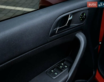 Красный Шкода Ети, объемом двигателя 0 л и пробегом 198 тыс. км за 9999 $, фото 44 на Automoto.ua