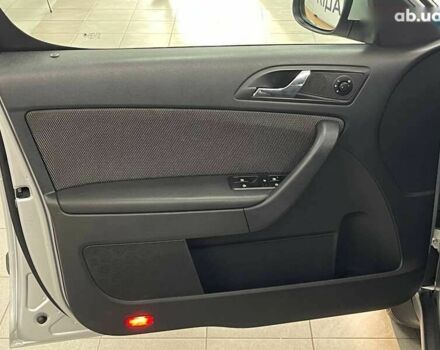 Шкода Ети, объемом двигателя 2 л и пробегом 328 тыс. км за 7990 $, фото 15 на Automoto.ua