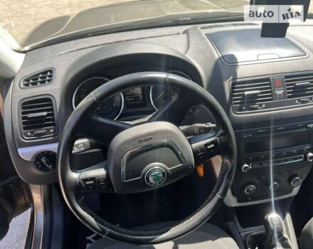 Шкода Ети, объемом двигателя 2 л и пробегом 193 тыс. км за 9600 $, фото 9 на Automoto.ua