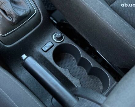 Шкода Ети 2017 в Киеве на Automoto.ua Серый Шкода Ети, объемом двигателя 2 л и пробегом 206 тыс. км за 16790 $, фото 21 на Automoto.ua