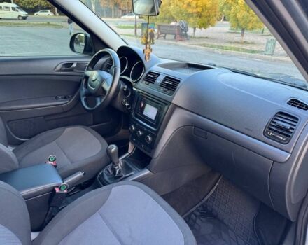 Серый Шкода Ети, объемом двигателя 0 л и пробегом 316 тыс. км за 8500 $, фото 7 на Automoto.ua