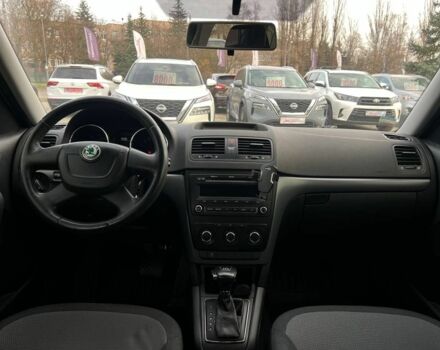 Серый Шкода Ети, объемом двигателя 1.2 л и пробегом 206 тыс. км за 8300 $, фото 9 на Automoto.ua