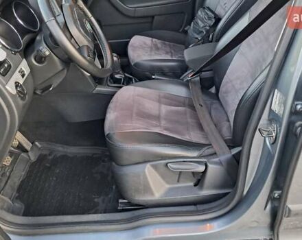 Шкода Ети 2009 в Рожнятове на Automoto.ua Серый Шкода Ети, объемом двигателя 1.8 л и пробегом 367 тыс. км за 5788 $, фото 32 на Automoto.ua