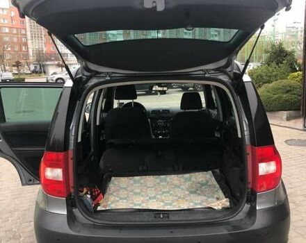 Сірий Шкода Єті, об'ємом двигуна 1.2 л та пробігом 198 тис. км за 7450 $, фото 14 на Automoto.ua