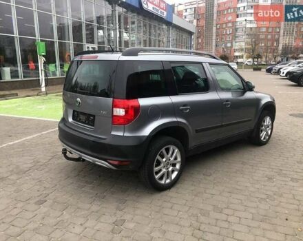 Сірий Шкода Єті, об'ємом двигуна 1.2 л та пробігом 198 тис. км за 7450 $, фото 5 на Automoto.ua