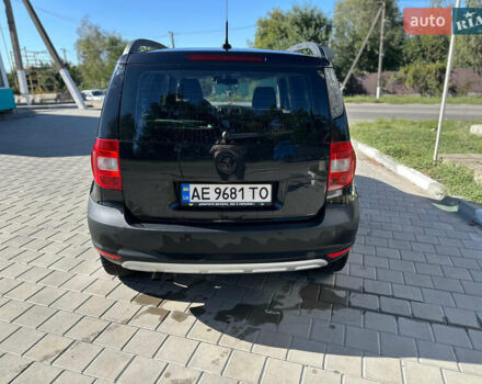 Сірий Шкода Єті, об'ємом двигуна 1.2 л та пробігом 220 тис. км за 9000 $, фото 6 на Automoto.ua