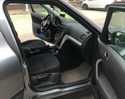 Сірий Шкода Єті, об'ємом двигуна 1.2 л та пробігом 198 тис. км за 7450 $, фото 9 на Automoto.ua