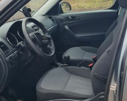 Сірий Шкода Єті, об'ємом двигуна 1.2 л та пробігом 251 тис. км за 5250 $, фото 7 на Automoto.ua