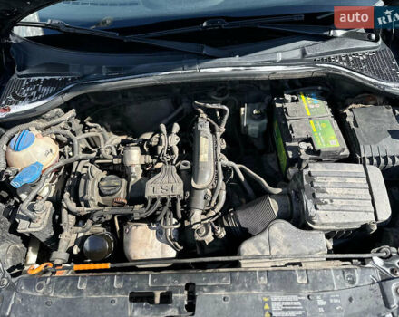 Сірий Шкода Єті, об'ємом двигуна 1.2 л та пробігом 220 тис. км за 9000 $, фото 4 на Automoto.ua