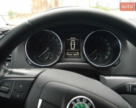 Серый Шкода Ети, объемом двигателя 1.97 л и пробегом 225 тыс. км за 10800 $, фото 25 на Automoto.ua