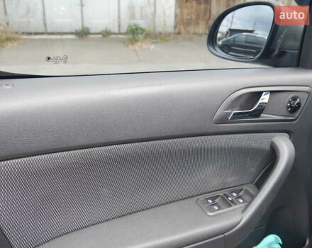 Серый Шкода Ети, объемом двигателя 1.97 л и пробегом 225 тыс. км за 10800 $, фото 33 на Automoto.ua