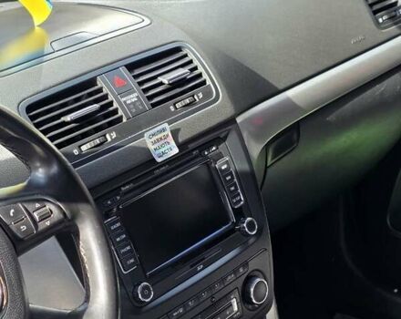 Сірий Шкода Єті, об'ємом двигуна 1.8 л та пробігом 190 тис. км за 8700 $, фото 7 на Automoto.ua