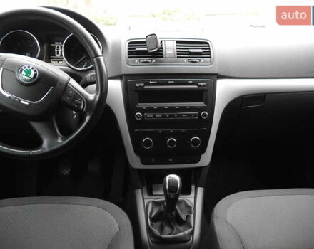 Серый Шкода Ети, объемом двигателя 1.97 л и пробегом 225 тыс. км за 10800 $, фото 26 на Automoto.ua